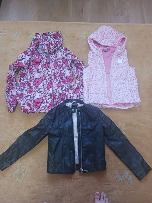 Три пролетно-есенни якета за общо 20 евро