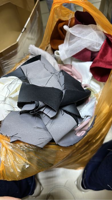 Продам куски ткани