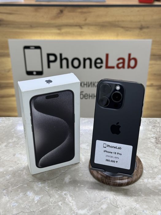 iPhone 15 Pro 256 GB / PhoneLab