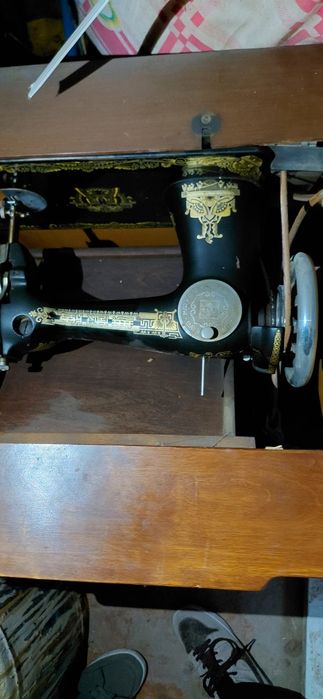 Швейная машина китайская в рабочем состоянии