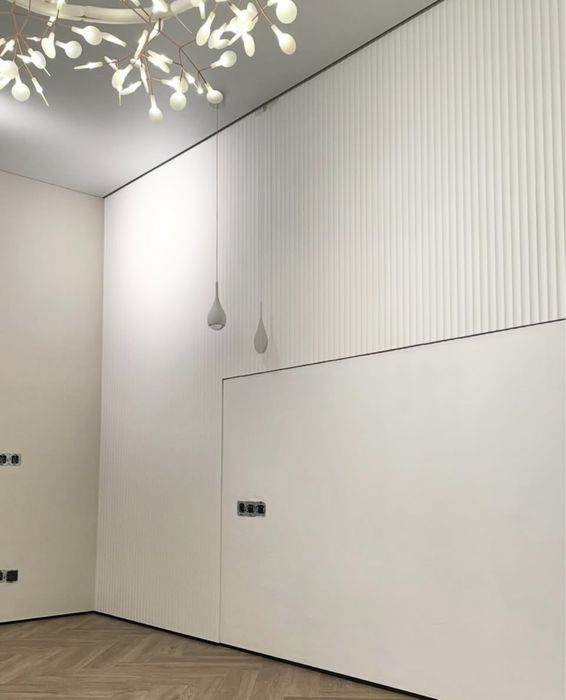 Поклейка обоев. Выравнивание стен.