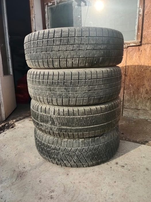 Зимние Покрышка для авто
