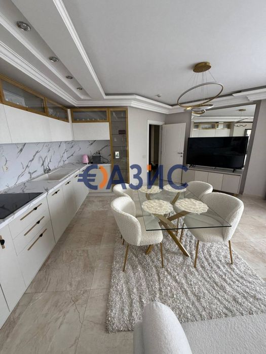 Продава се Тристаен апартамент в Свети Влас - 101 кв.м за 1490 €/кв.м - Снимка #9
