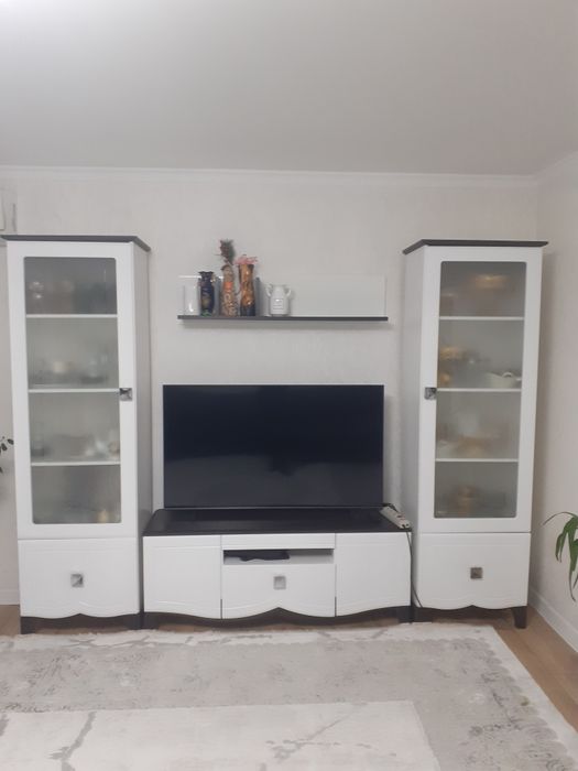 Продам стенку  для