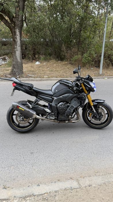 Yamaha FZ8 Akrapovic