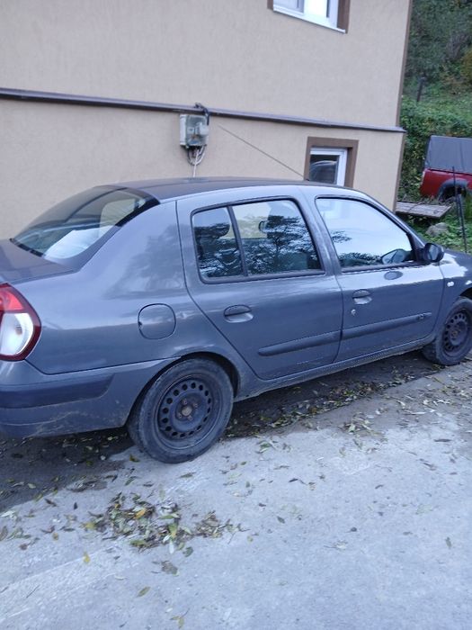 De vânzare renault simbol an 2006 1,4 benzină