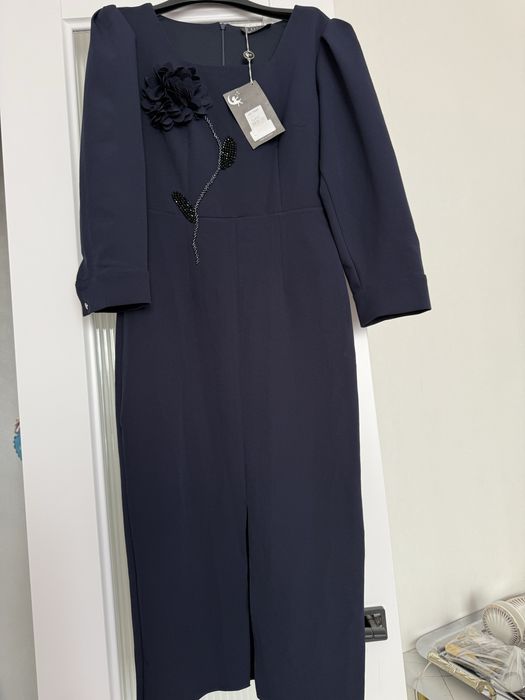 Срочно много платье , листайте р 46-48