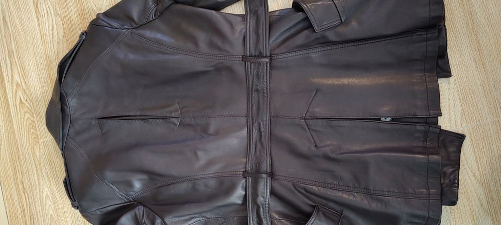 Geaca din piele marca Zara, L