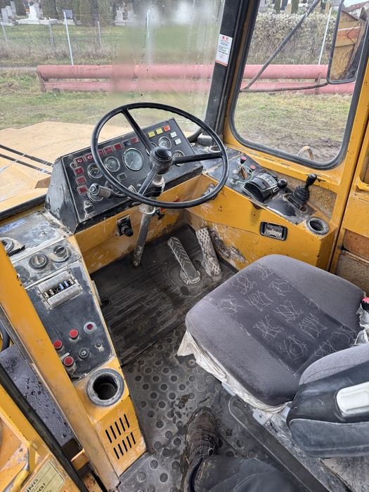 De vanzare Dumper Moxy 6225B 6x6 .