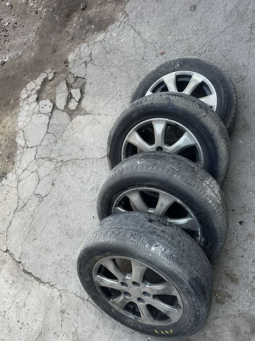 Продам диск с резиной 16