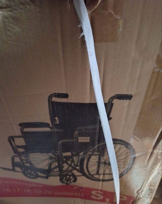 Новая коляска ,хорошее качесво