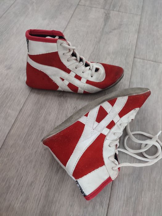 Форма для борьбы. Күреске арналған