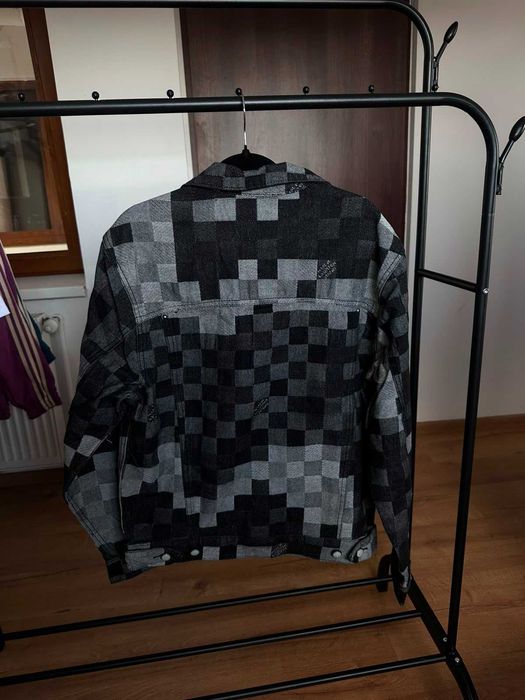 Geaca de blugi neagra Louis Vuitton marimea 52