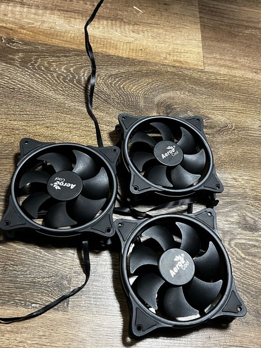 Ventilatoare pc (120-140)