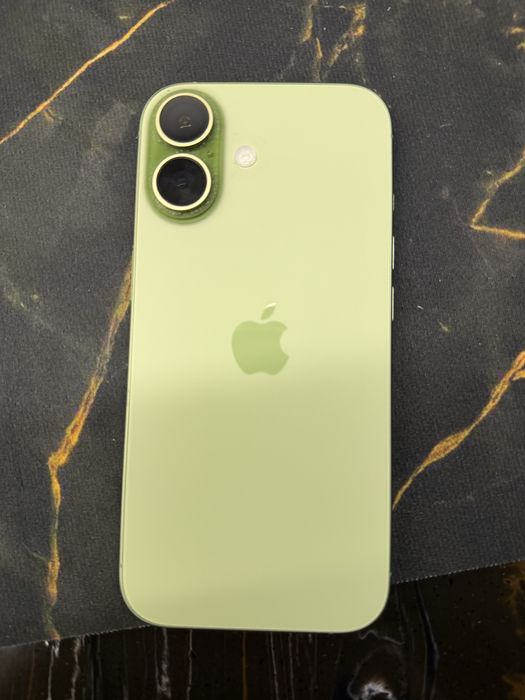 Iphone 17, 256 GB, зеленый