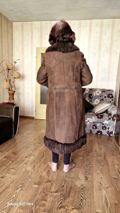 Кожух естествена кожа.