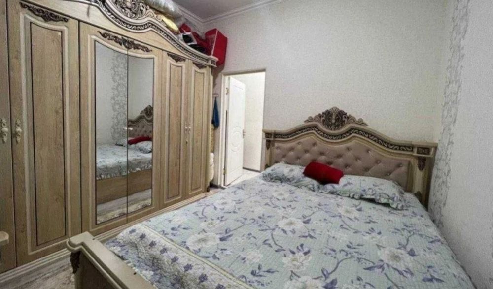 Сергели Хокимият куча. 3 хона ховли 1.20 сотих.  Нахтга