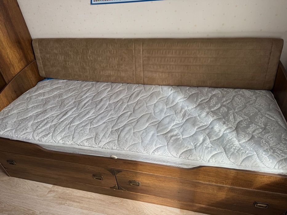 Продам детскую кровать.