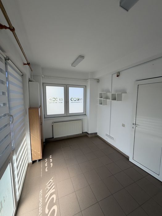 Spatiu comercial strada Frunzisului 108
