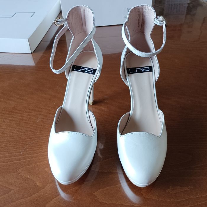 Дамски черни сандали на ток, булчински, бели обувки на ток, естест