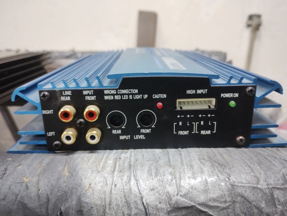 Усилватели и бас каси