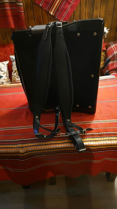 WELTMEISTER S4 Aкордеон