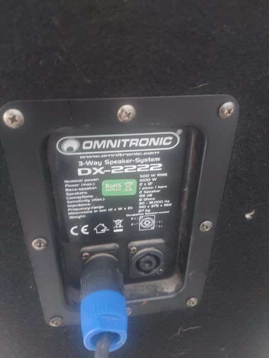 Vând sau schimb cu boxe active pe 15..sau akai  cu diferența..