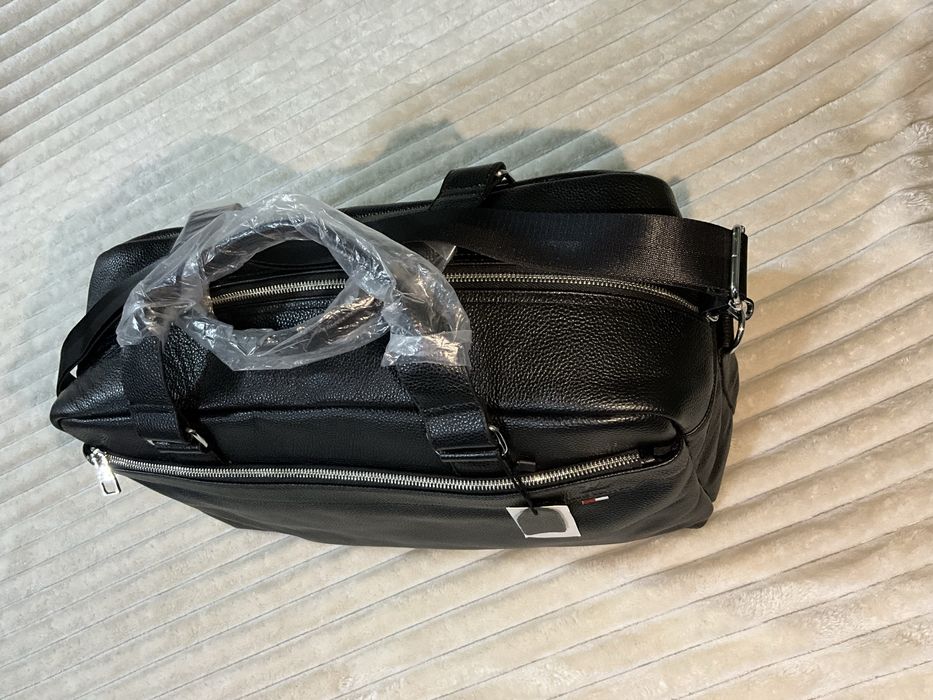 Кожаная спортивная сумка