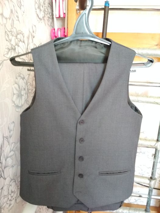 Новый костюм тройка