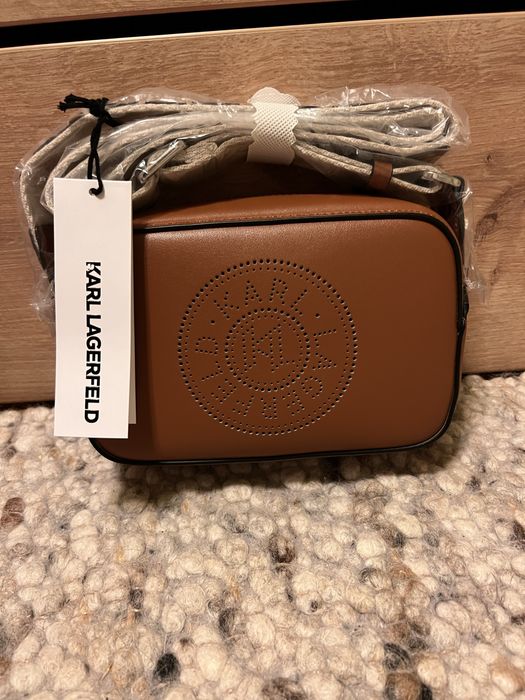 Чанта crossbody на Karl Lagerfeld, естествена кожа, нова