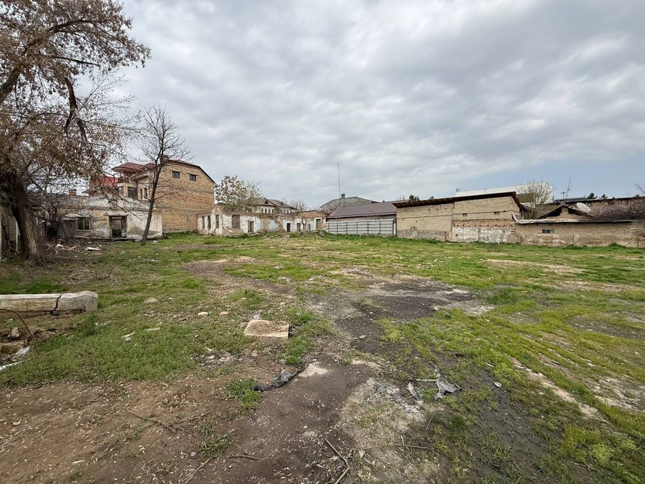 Луначарский Земля 50 соток 1-линия фасад 120 м