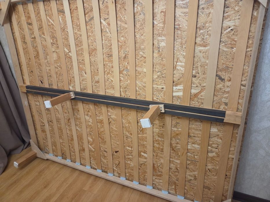 Отдам даром кровать