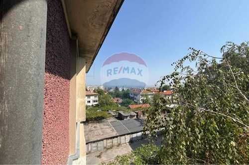 Продава се Тристаен апартамент в Шумен, Пазара - 78 кв.м за 1144 €/кв.м - Снимка #9