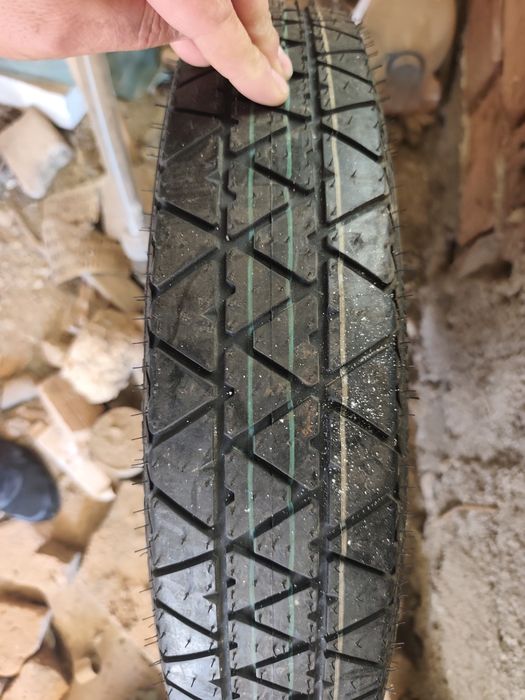 Гума-патерица за Ауди 19 цола,неизползвана почти чисто нова,без забележки!