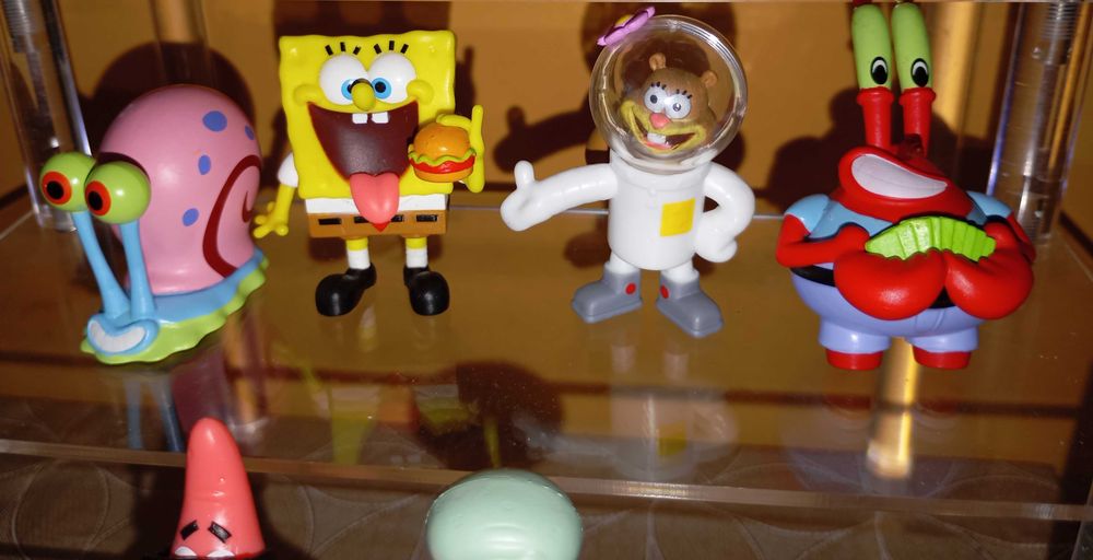 Комплект 3 D фигурки SpongeBob.  7 б-р.