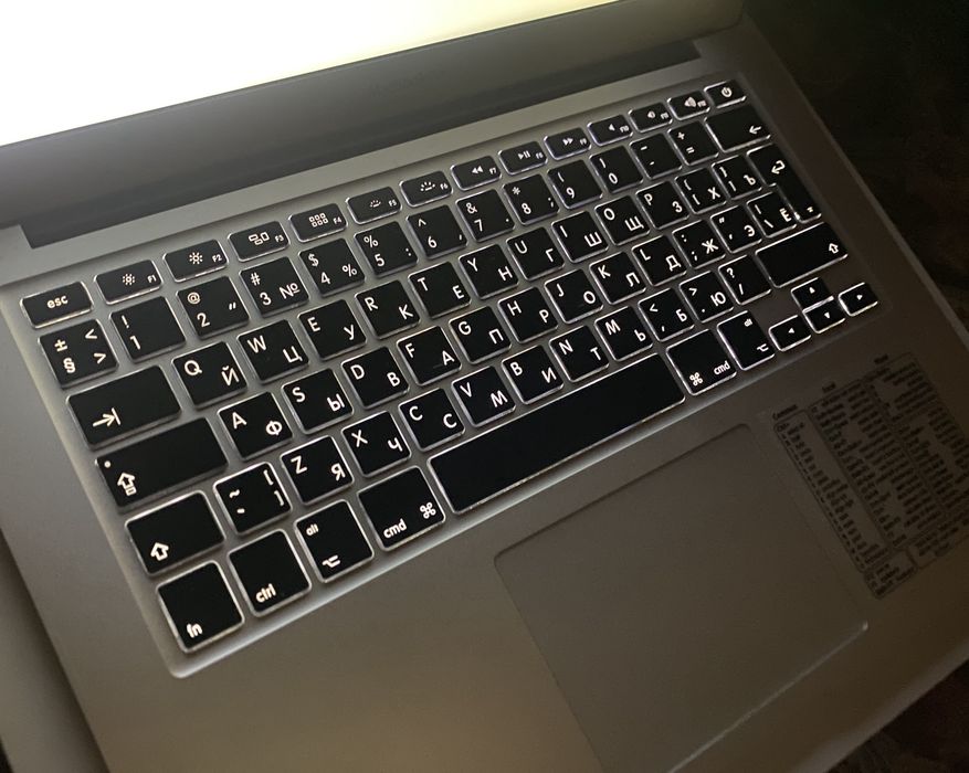 Macbook Air A1466 Core i5 Като нов!