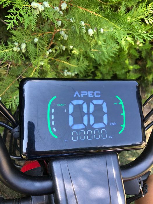 Triciclu electric-APEC