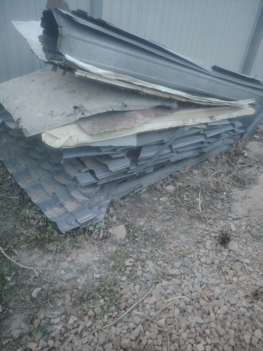 Отдам бесплатно остатки металлочерепицы