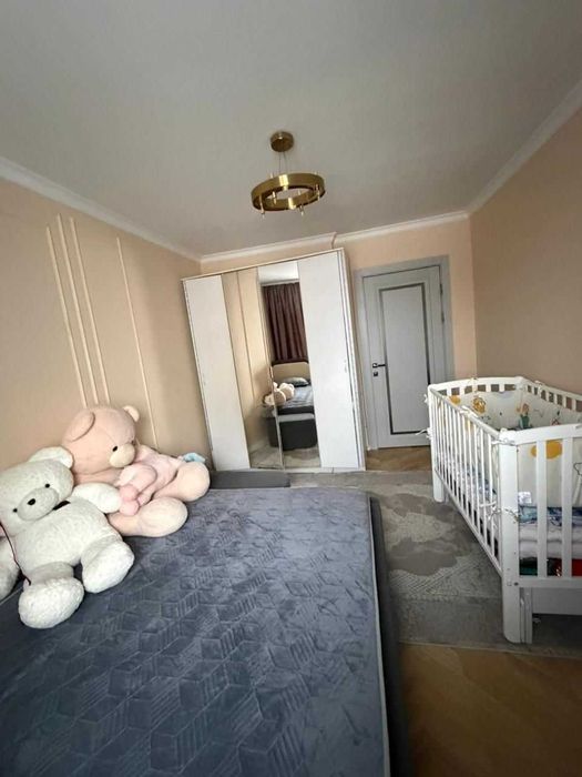 4-комнатная на 8 мкрн 3 кольцо ][