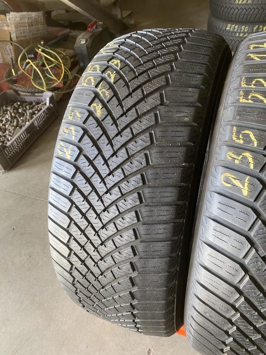 Anvelope iarna 235/55/17 Yokohama Blu Earth Winter 235 55 17 R17