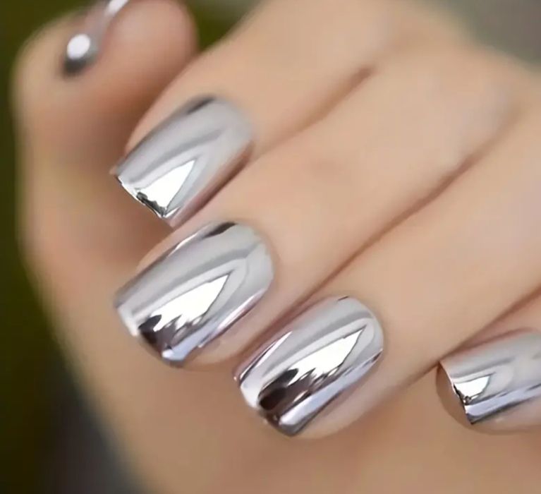 Punk/Goth самозалепващ декоративен маникюр