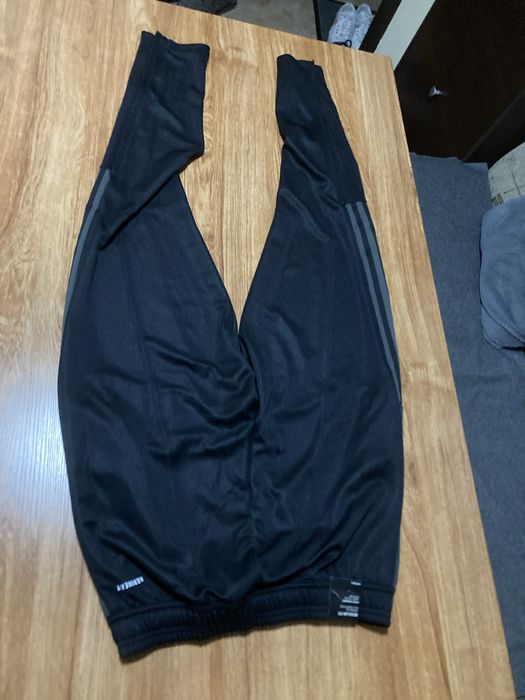 Мъжко оригинално долнище Adidas