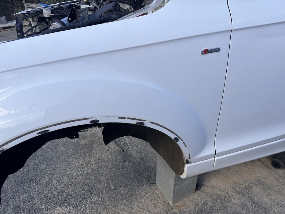 Калник ауди ю7 фейс / audi q7