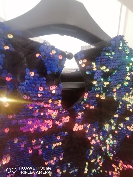 Новое нарядное платье