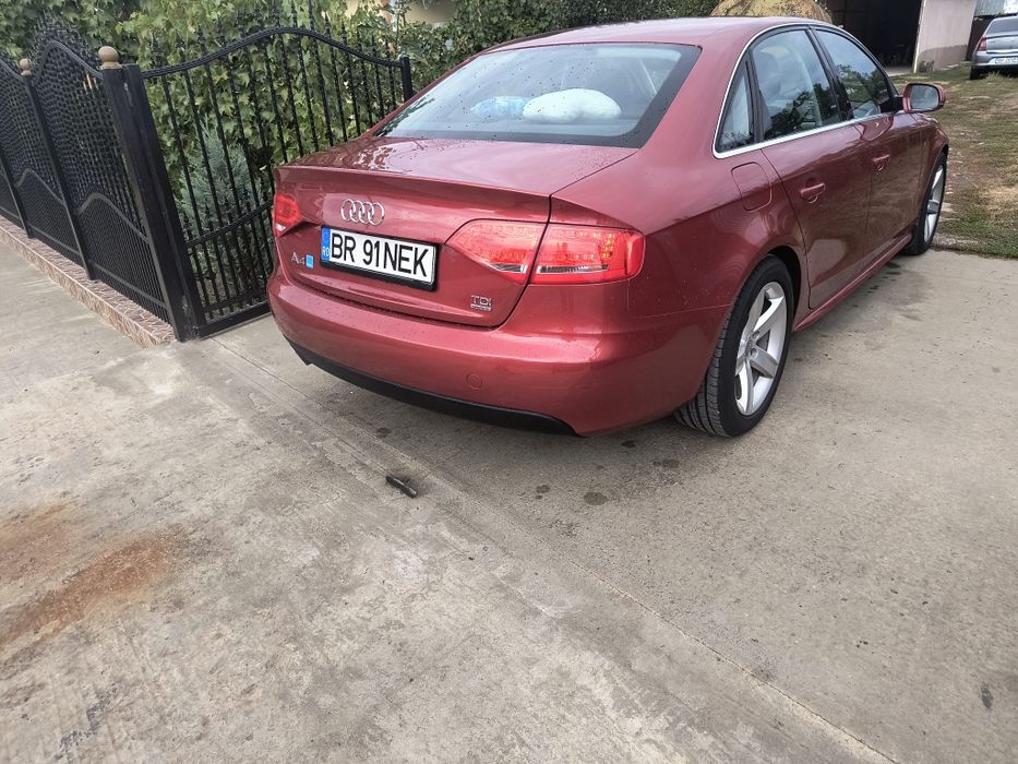Vând audi A4 B8 an 2011