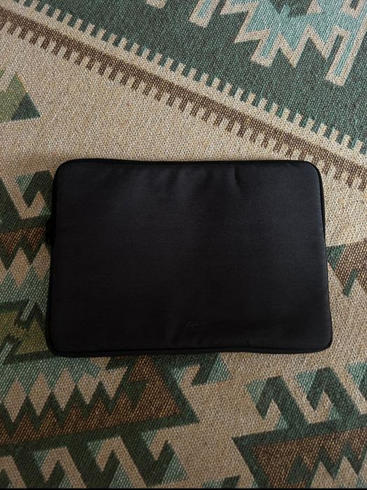 Geanta macbook  culoare negru