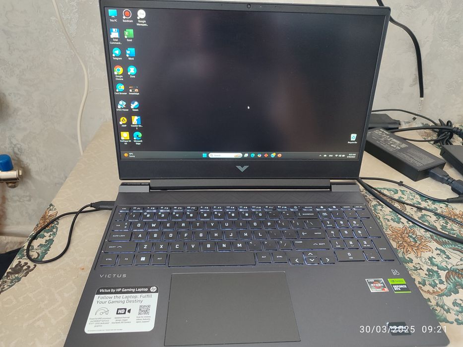 HP Victus 15 FB1013dx 2023 Ryzen 5-7535hs (6 core 12 threads) 8/512 gb