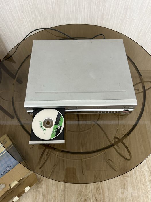 Videomagnitofon LG original Legenda