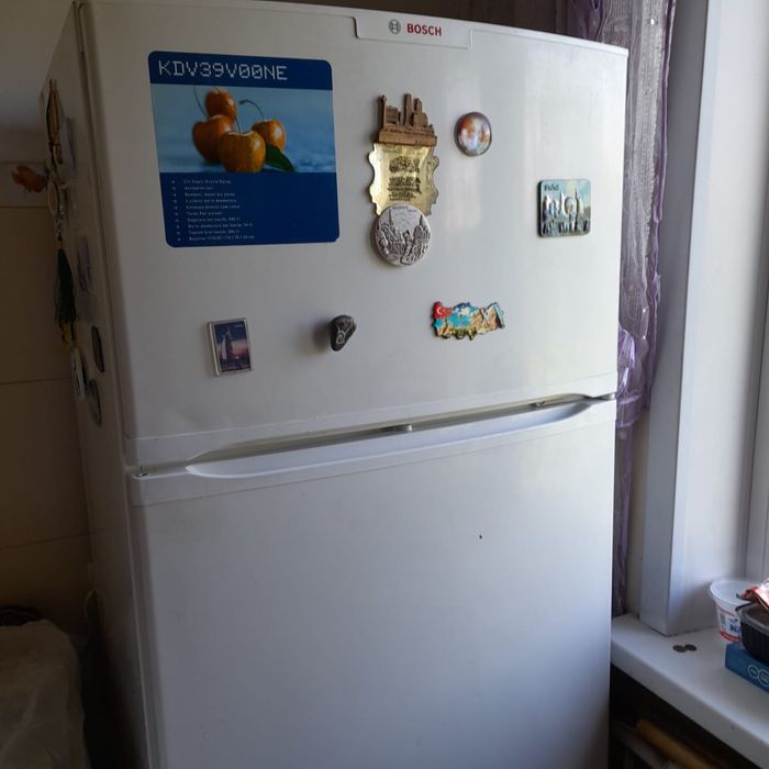 Продам холодильник