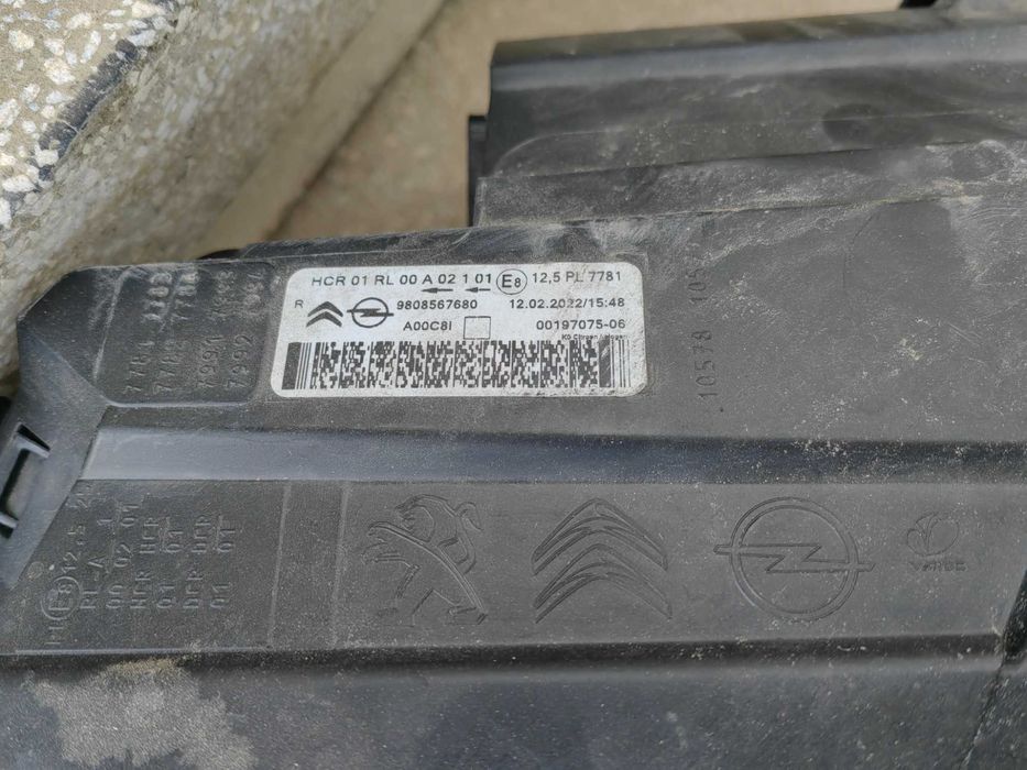 Фар Citroen Jumpy десен / Фар Ситроен Джъмпи Оригинален